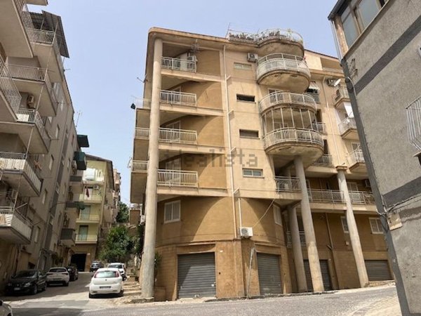 appartamento in vendita a Favara