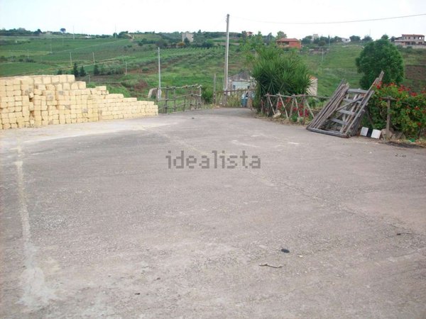 appartamento in vendita a Favara
