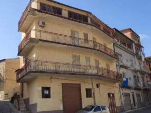 casa indipendente in vendita a Favara