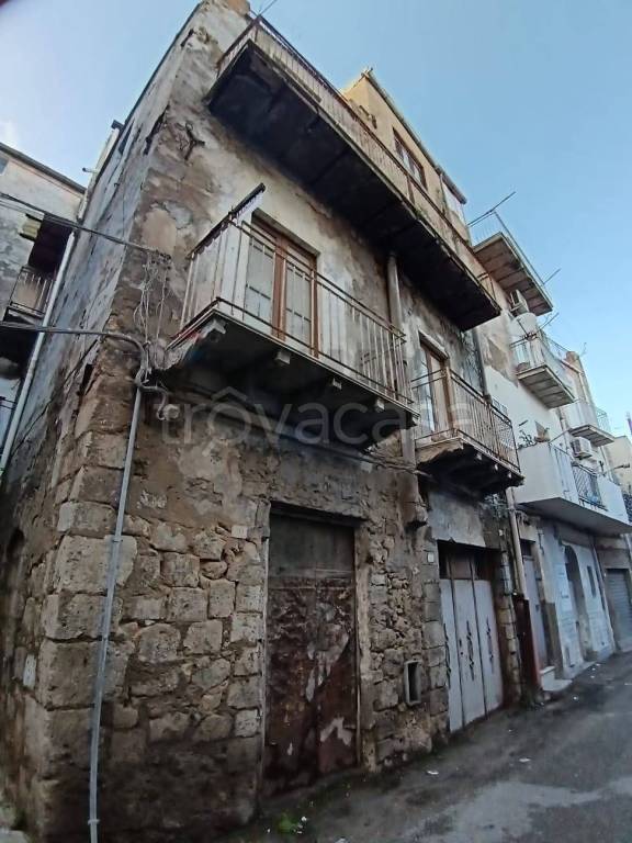 casa indipendente in vendita a Favara