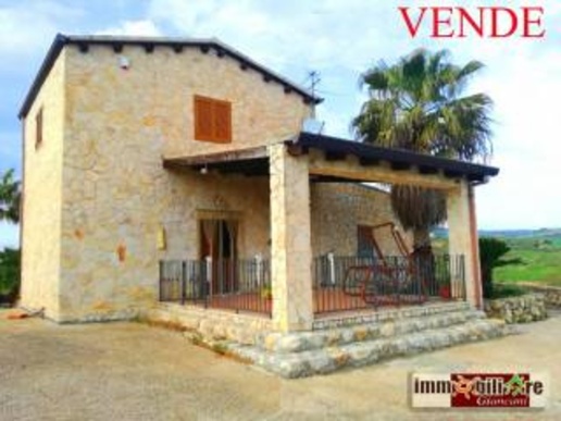 casa indipendente in vendita a Favara