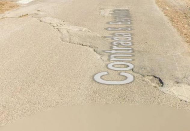 locale commerciale in vendita a Favara