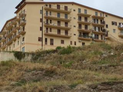 appartamento in vendita a Favara