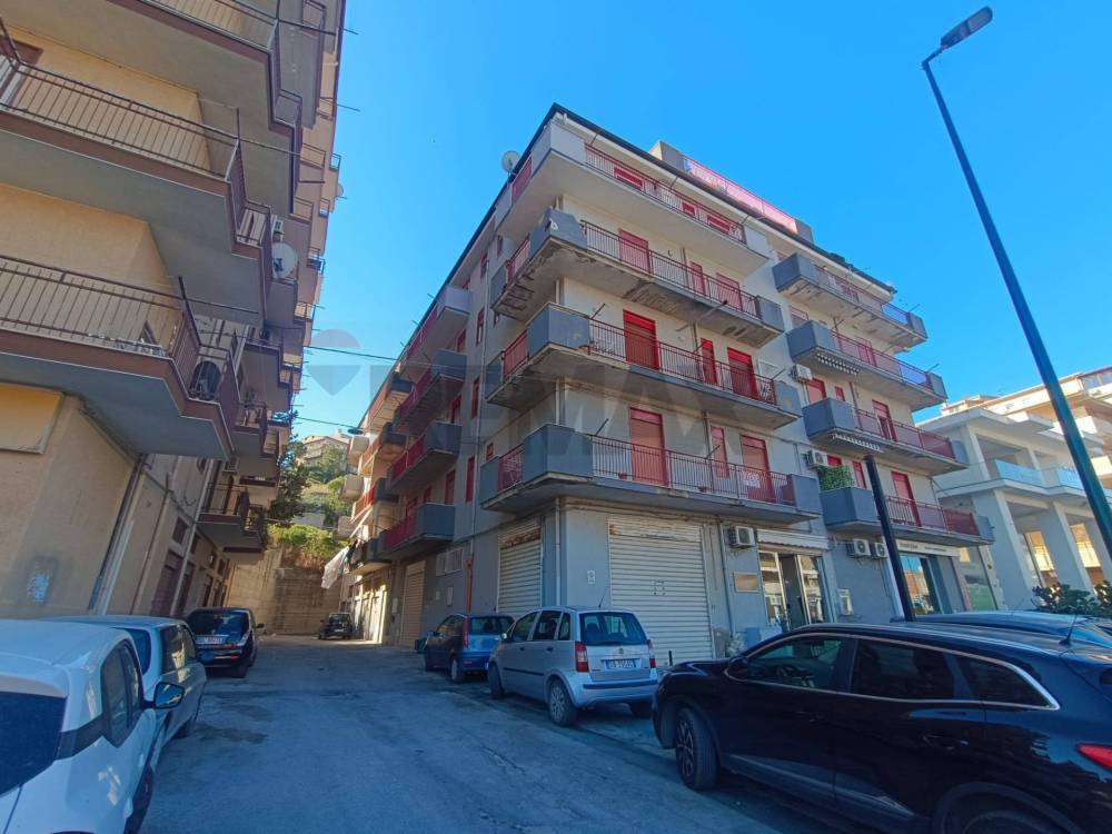 appartamento in vendita a Favara