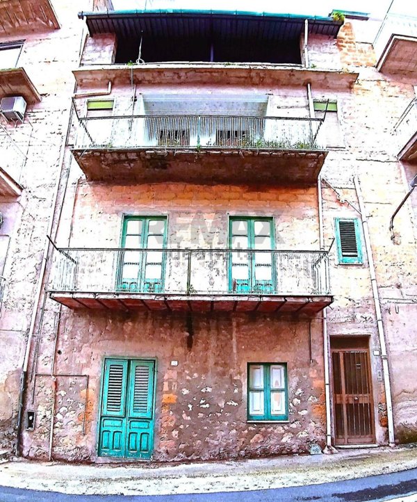 casa indipendente in vendita a Favara