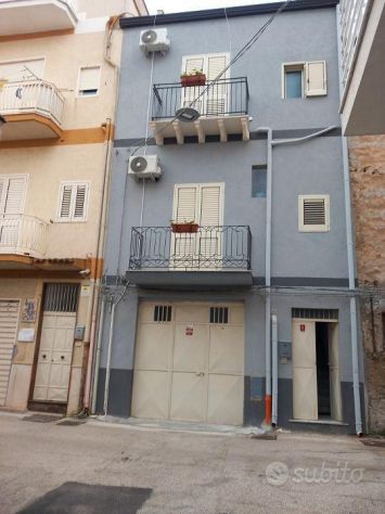 casa indipendente in vendita a Favara