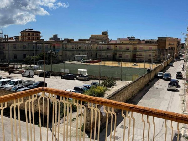 appartamento in vendita a Favara