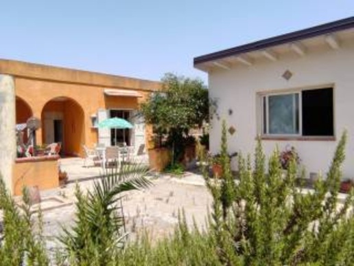 casa indipendente in vendita a Favara