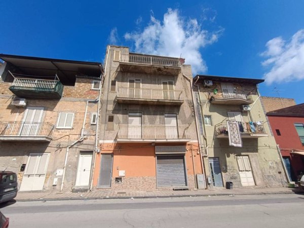 casa indipendente in vendita a Favara