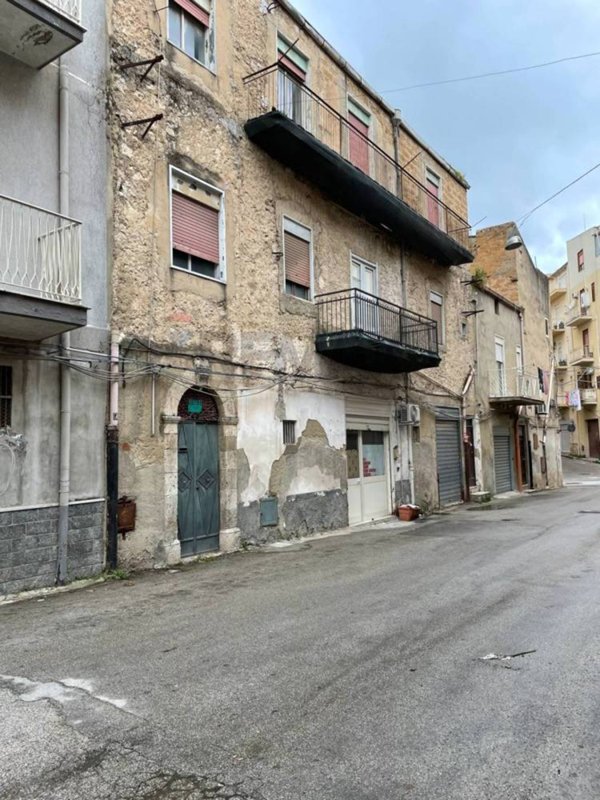 casa indipendente in vendita a Favara