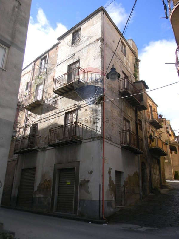 casa indipendente in vendita a Favara