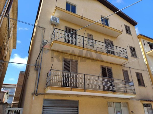 appartamento in vendita a Favara