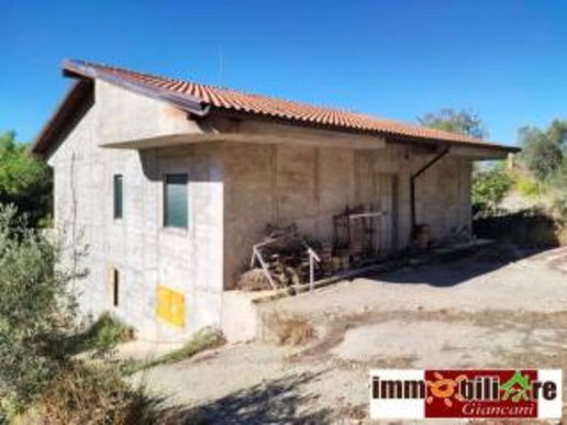 casa indipendente in vendita a Favara