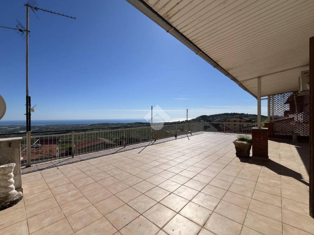 appartamento in vendita a Favara