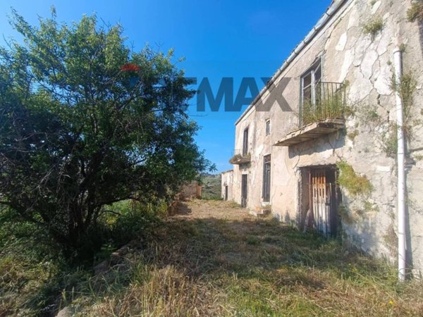 casale in vendita a Favara