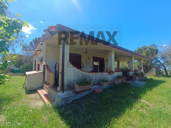 casa indipendente in vendita a Favara