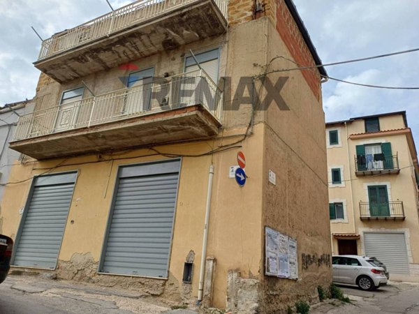 casa indipendente in vendita a Favara