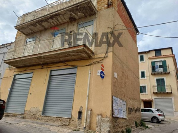 casa indipendente in vendita a Favara