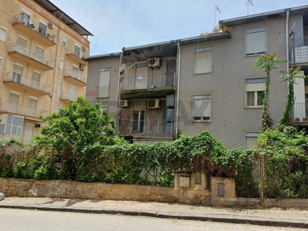 appartamento in vendita a Favara