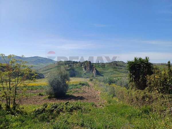 rudere in vendita a Favara