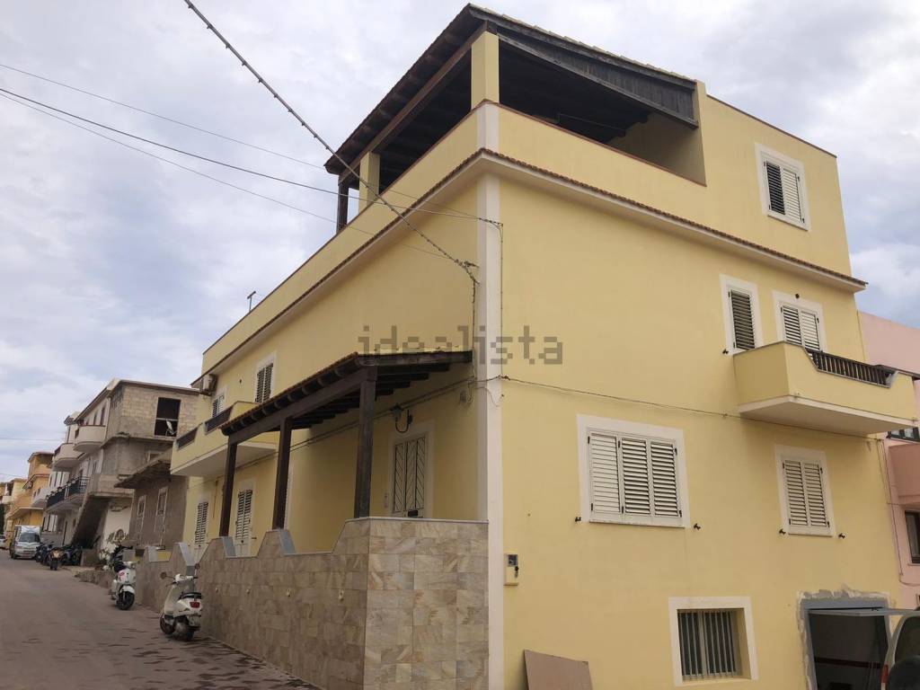 intera palazzina in vendita a Lampedusa e Linosa in zona Lampedusa