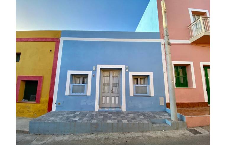casa indipendente in vendita a Lampedusa e Linosa in zona Linosa