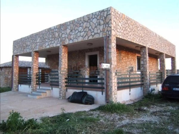 casa indipendente in vendita a Lampedusa e Linosa in zona Terranova