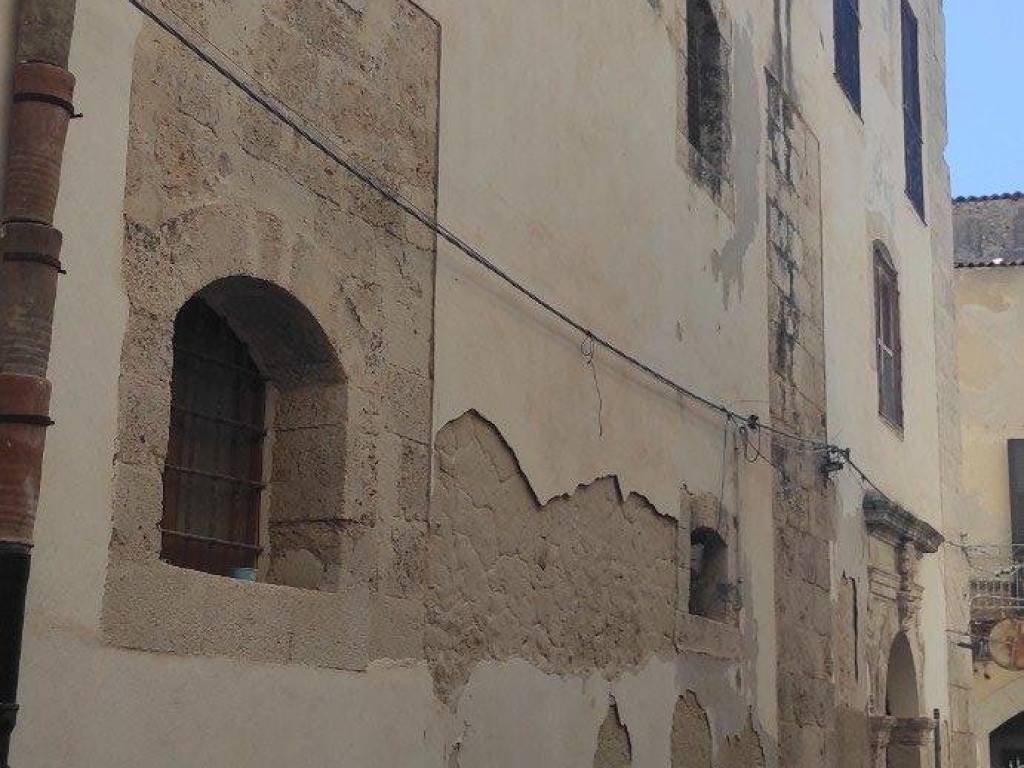 intera palazzina in vendita a Licata