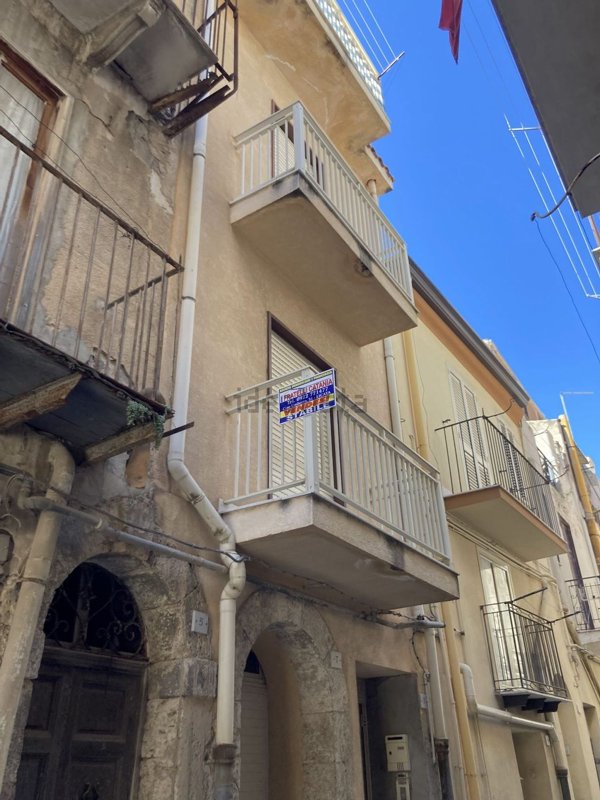 casa indipendente in vendita a Licata