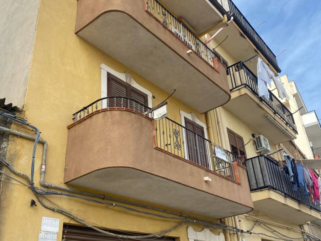 intera palazzina in vendita a Licata