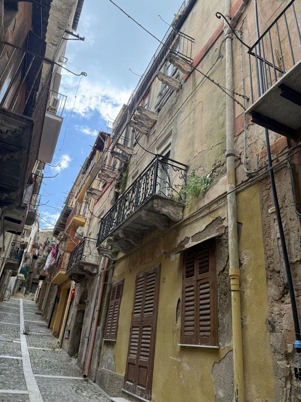 casa indipendente in vendita a Licata