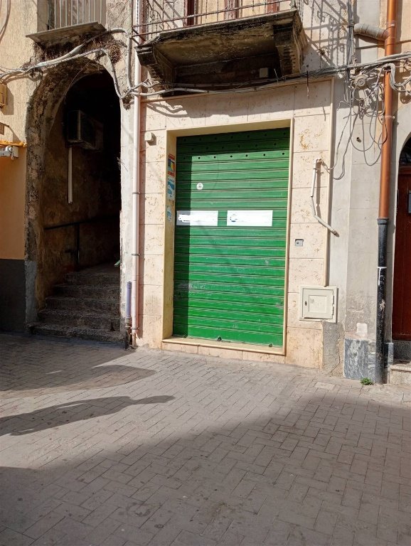 locale commerciale in vendita a Licata