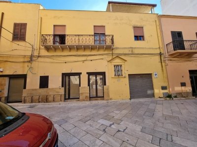 casa indipendente in vendita a Licata
