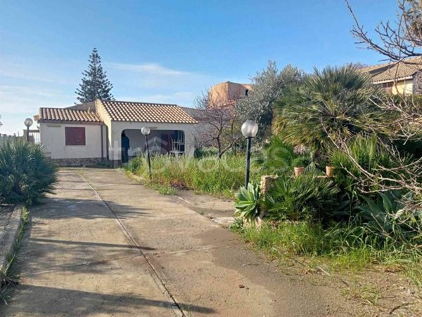 casa indipendente in vendita a Licata