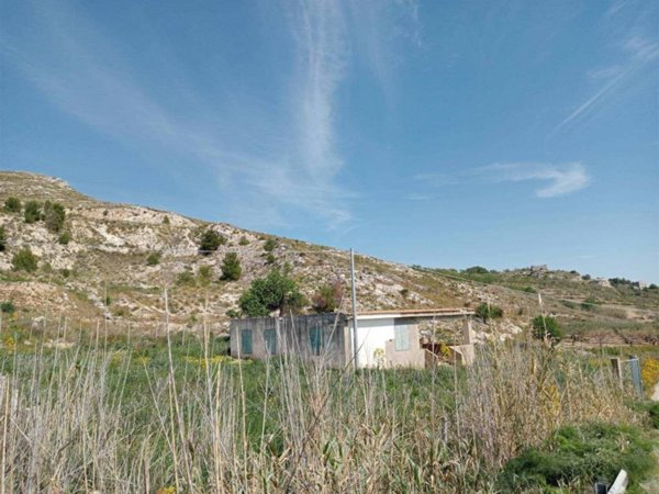 casa indipendente in vendita a Licata