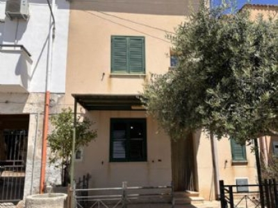 casa indipendente in vendita a Licata