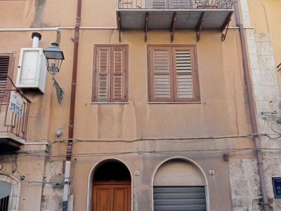 intera palazzina in vendita a Licata