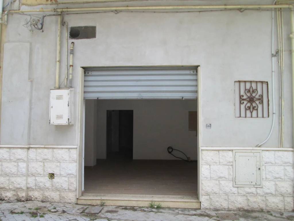 negozio in vendita a Licata