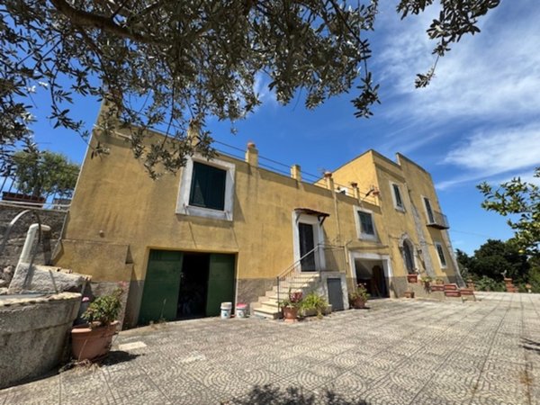 casa indipendente in vendita a Licata