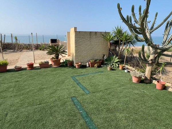 casa indipendente in vendita a Licata