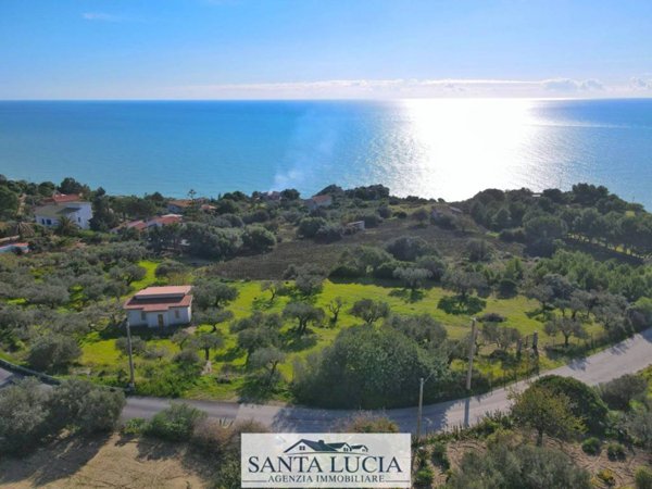 casa indipendente in vendita a Licata