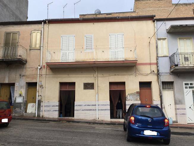 trivano in vendita a Licata