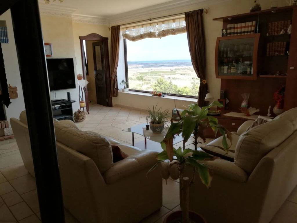 casa indipendente in vendita a Licata