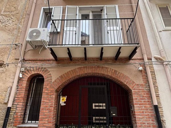intera palazzina in vendita a Licata