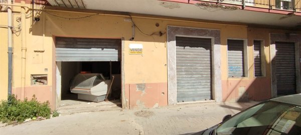 locale commerciale in vendita a Licata