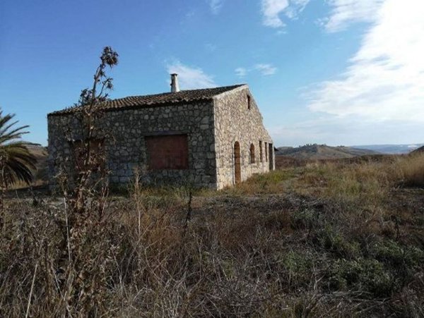 casa indipendente in vendita a Licata