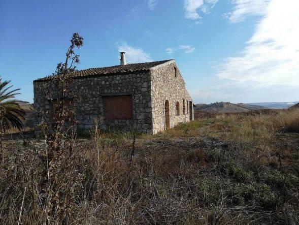 casa indipendente in vendita a Licata