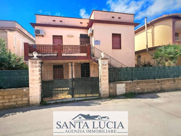 casa indipendente in vendita a Licata