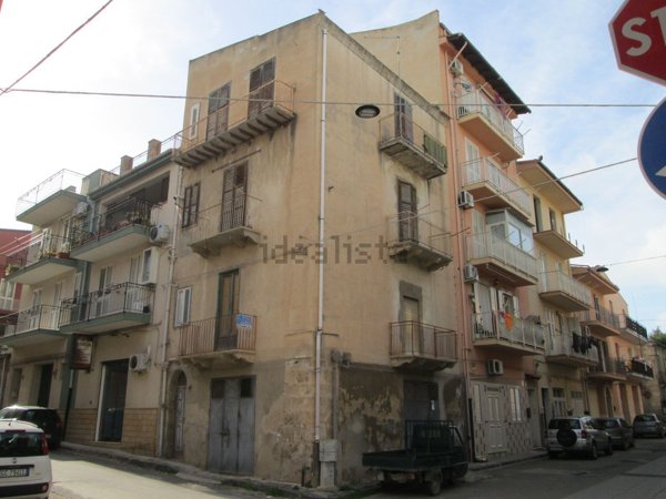 casa indipendente in vendita a Licata