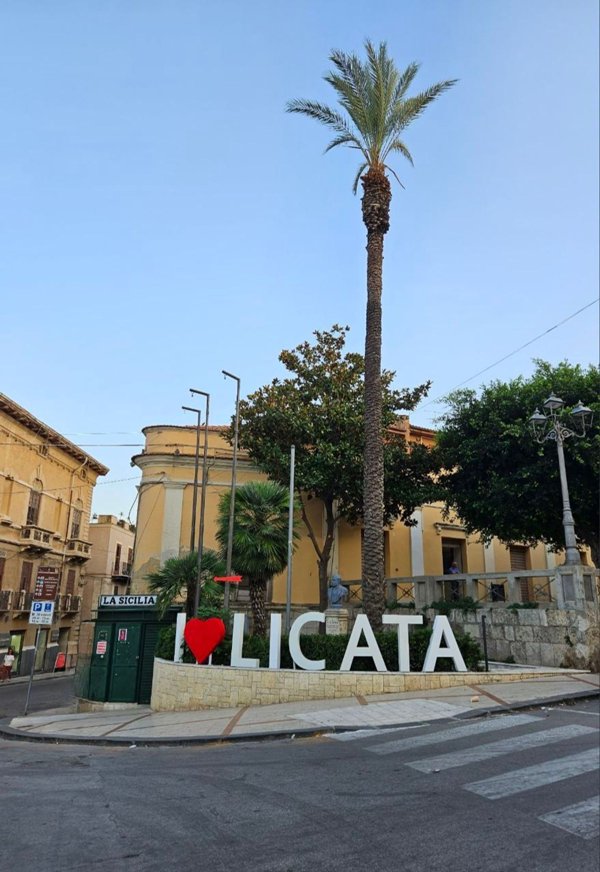 locale commerciale in vendita a Licata